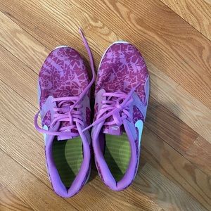 Nike women shoes (purple)